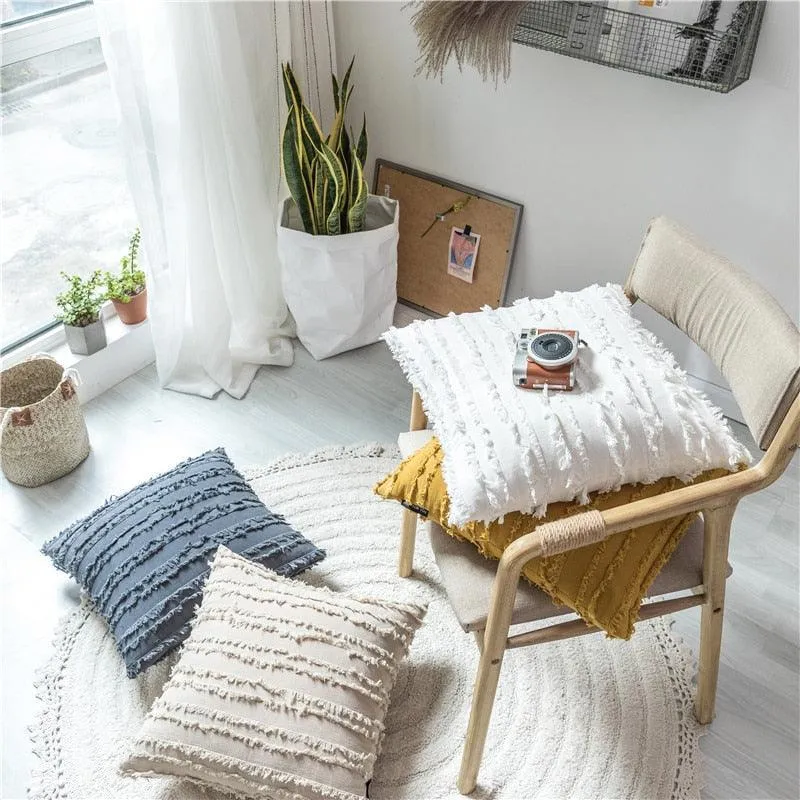 Chic Tassel-Embellished Embroidered Pillow Cover - 45x45cm
