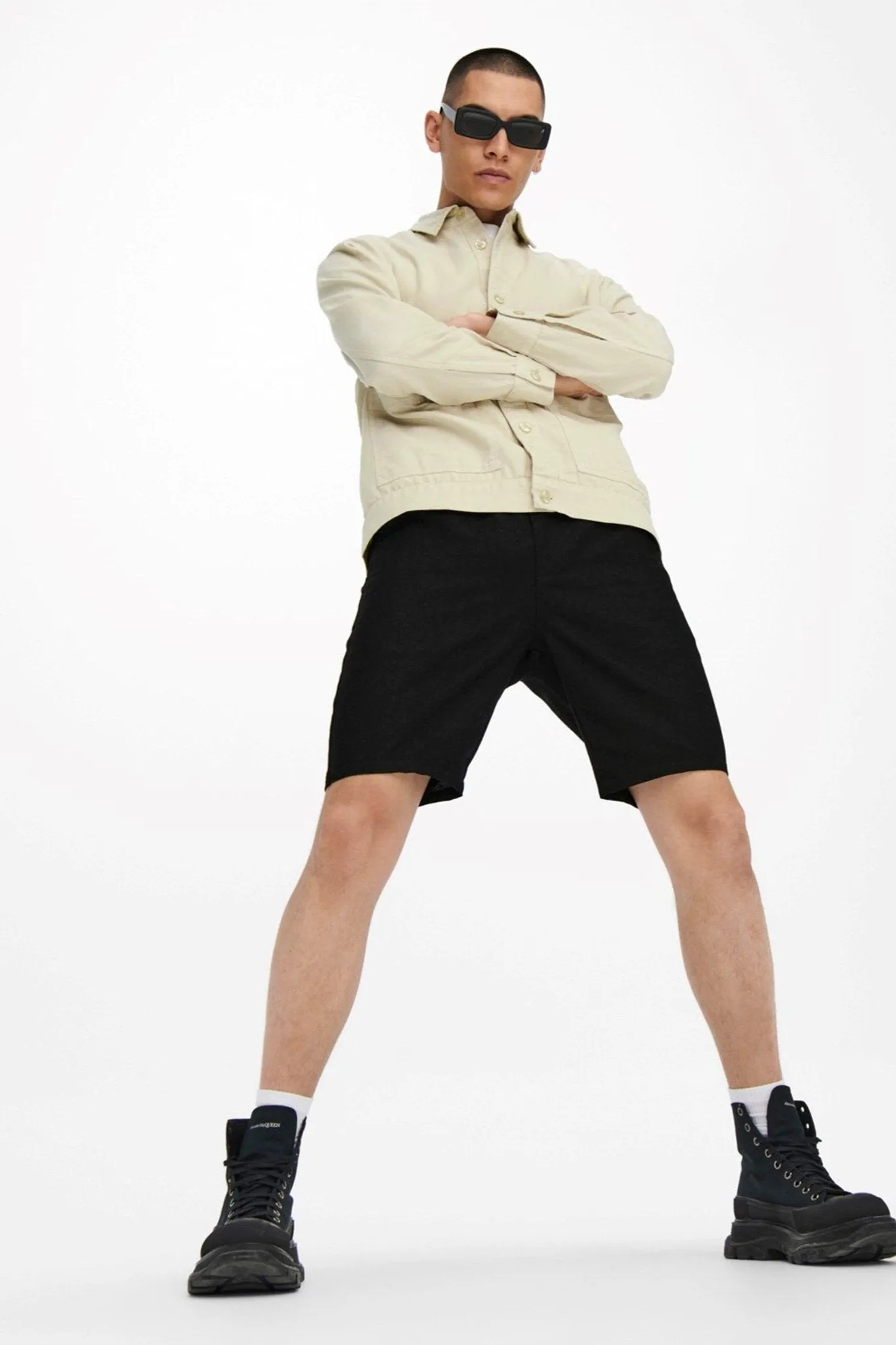 Linus Linen Shorts - Black