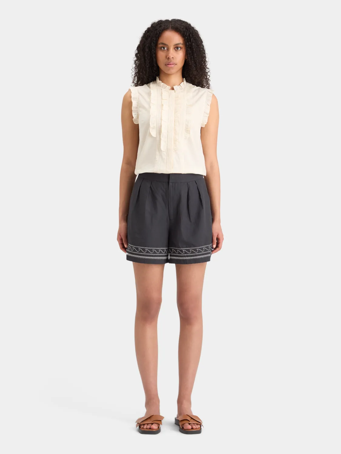 Palm embroidered high-rise linen shorts