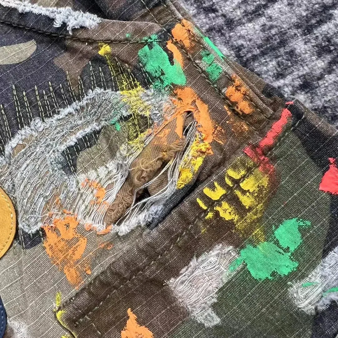 Patch HQ camo shorts