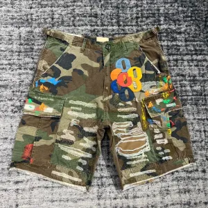 Patch HQ camo shorts