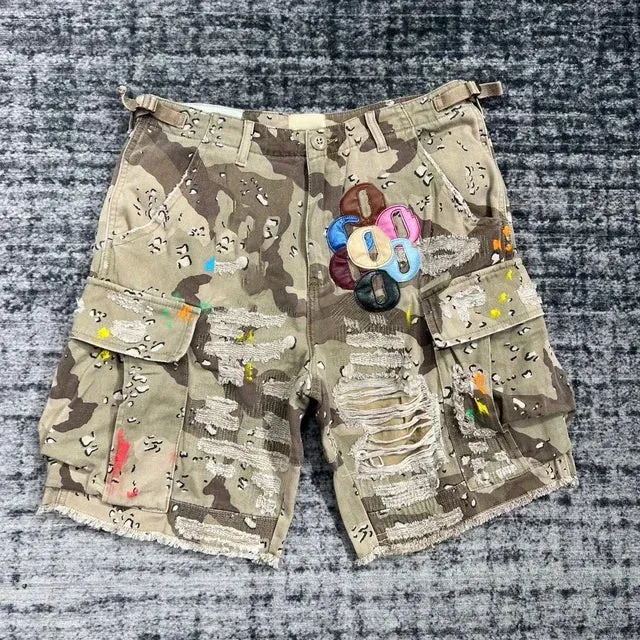 Patch HQ camo shorts